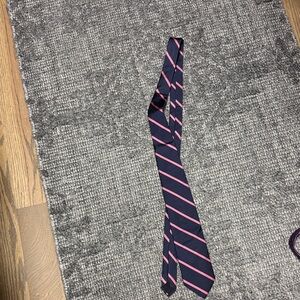 Brooks Brothers Navy and Pink Striped Tie
